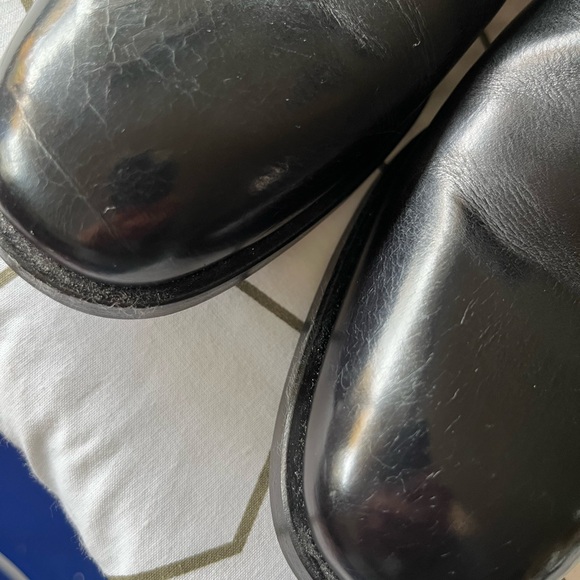 Fantastic never worn Paul Smith Chelsea boots. Black with rear zip, size 37/7.5. - Picture 8 of 8